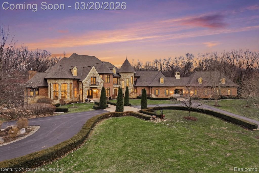 11479 Clyde Road, Hartland Township, MI 48430