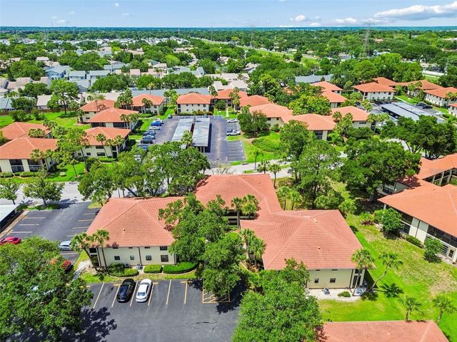 404 HAMMOCK PINE BOULEVARD 404, Clearwater, FL 33761