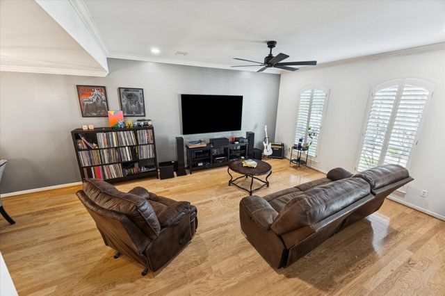 1259 W 17th Street, Houston, TX 77008