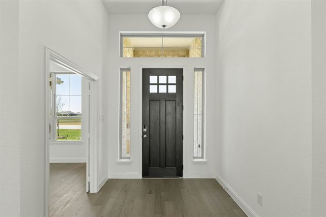 313 Hollingsworth Lane, Glenn Heights, TX 75154
