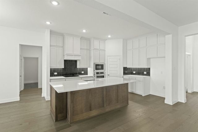 313 Hollingsworth Lane, Glenn Heights, TX 75154