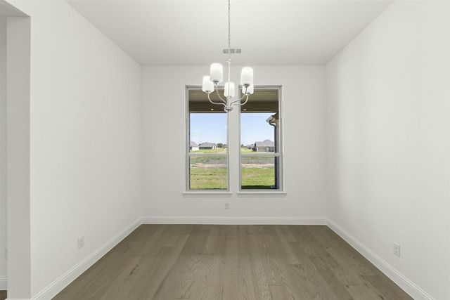 313 Hollingsworth Lane, Glenn Heights, TX 75154