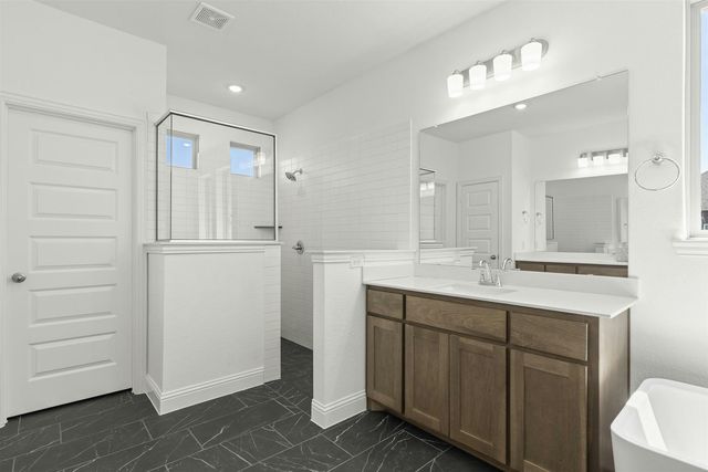 313 Hollingsworth Lane, Glenn Heights, TX 75154