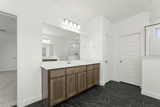 313 Hollingsworth Lane, Glenn Heights, TX 75154
