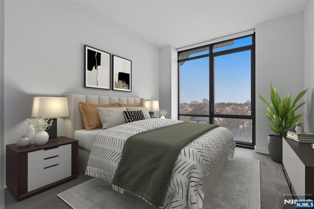 320 Adolphus Avenue 812, Cliffside Park, NJ 07010