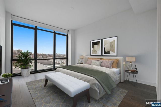 320 Adolphus Avenue 812, Cliffside Park, NJ 07010