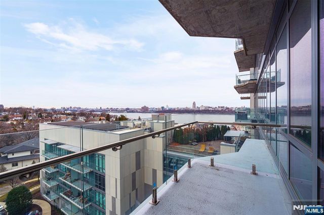 320 Adolphus Avenue 812, Cliffside Park, NJ 07010