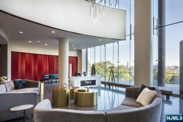 320 Adolphus Avenue 812, Cliffside Park, NJ 07010