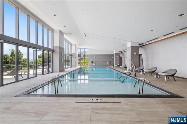 320 Adolphus Avenue 812, Cliffside Park, NJ 07010