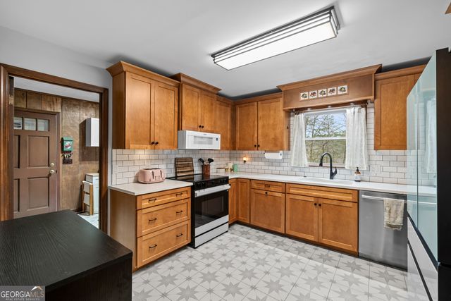 2641 Highway 52 E, Ellijay, GA 30536