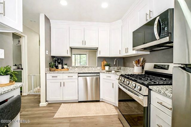 301 Palombi Court, East Brunswick, NJ 08816