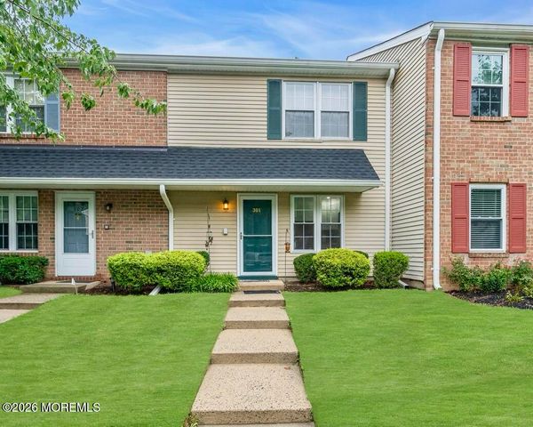 301 Palombi Court, East Brunswick, NJ 08816