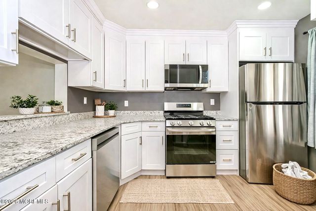 301 Palombi Court, East Brunswick, NJ 08816