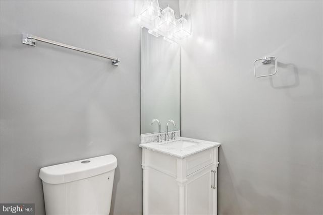 1726 GAINESVILLE ST SE, Washington, DC 20020