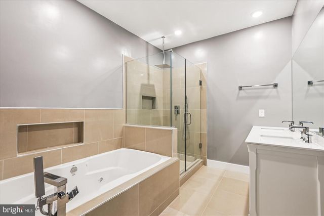 1726 GAINESVILLE ST SE, Washington, DC 20020