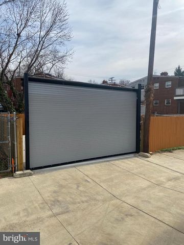 1726 GAINESVILLE ST SE, Washington, DC 20020