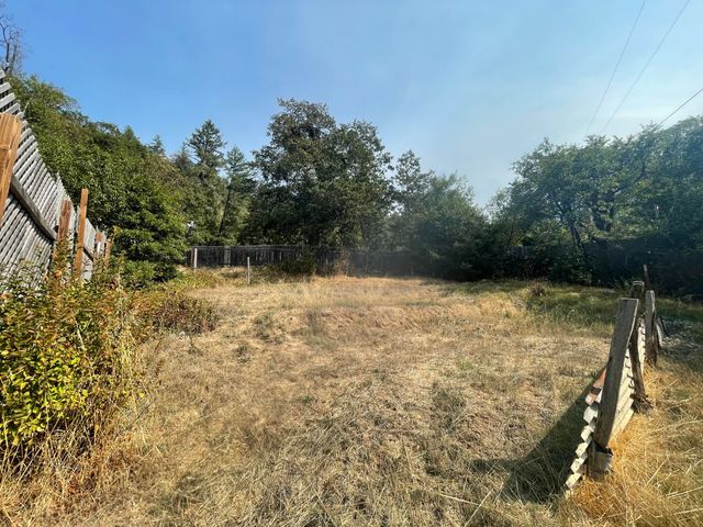 111 E Perch Creek Road, Orleans, CA 95556