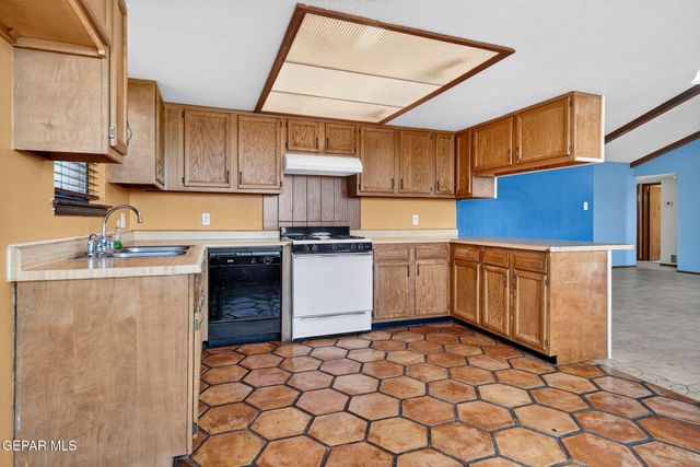 3789 BRECKENRIDGE Drive, El Paso, TX 79936