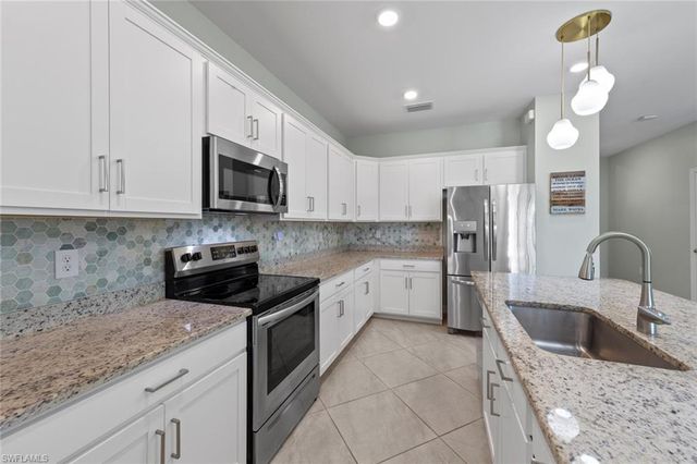 13931 Pine Lodge LN, Fort Myers, FL 33913