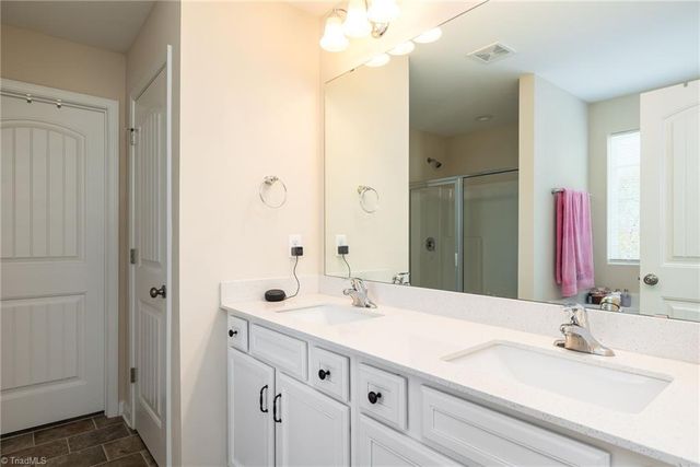 128 S Honey Locust Drive, Thomasville, NC 27360