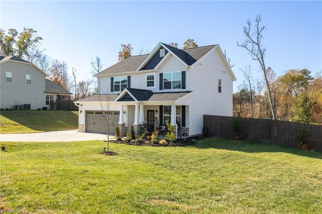 128 S Honey Locust Drive, Thomasville, NC 27360