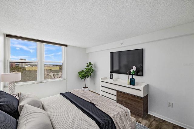 400 ISLAND WAY 701, Clearwater Beach, FL 33767