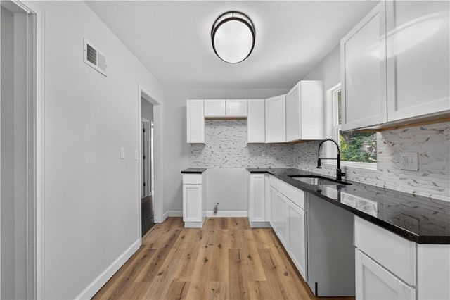 103 Berton Road, Excelsior Springs, MO 64024