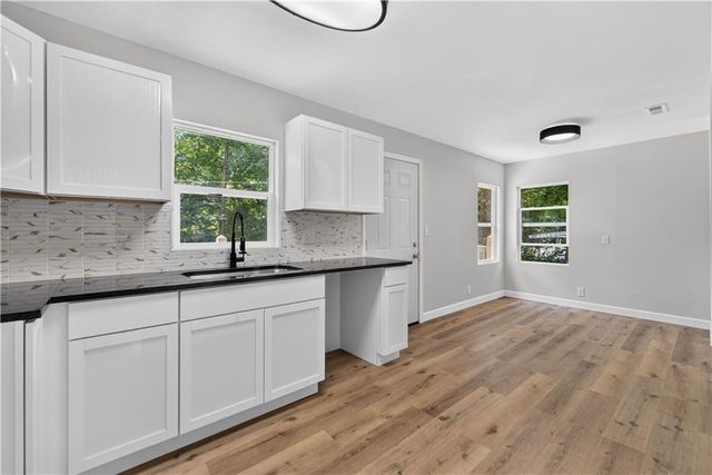 103 Berton Road, Excelsior Springs, MO 64024