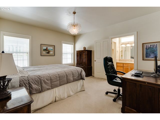 502 Covey Ln, Eugene, OR 97401