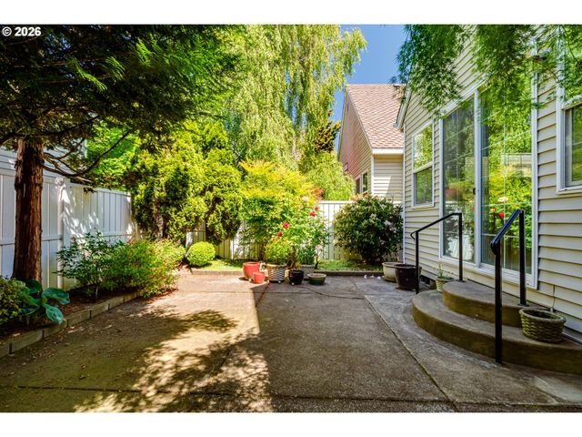 502 Covey Ln, Eugene, OR 97401