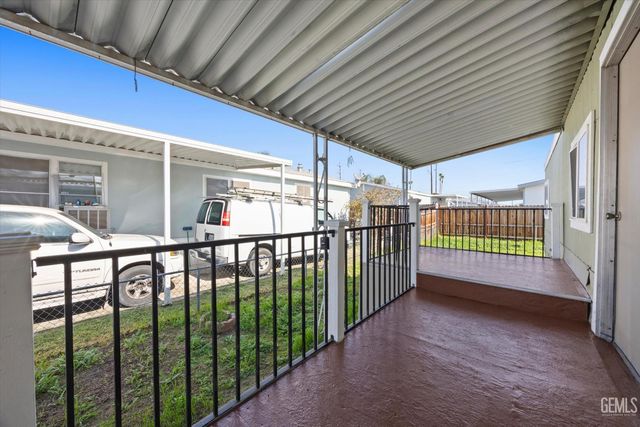 6601 Eucalyptus Drive 352, Bakersfield, CA 93306