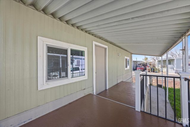 6601 Eucalyptus Drive 352, Bakersfield, CA 93306