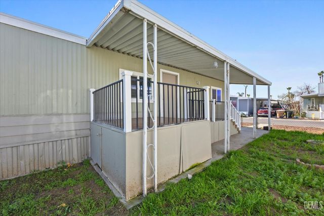 6601 Eucalyptus Drive 352, Bakersfield, CA 93306