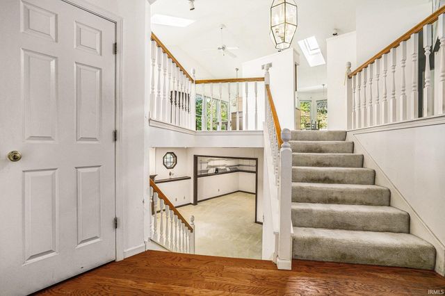 51540 Bridgewater Court, South Bend, IN 46637