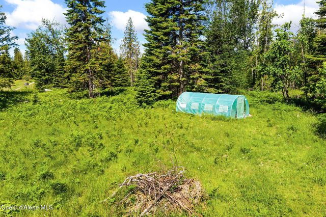 428 Bottle Brand Rd, Hope, ID 83836