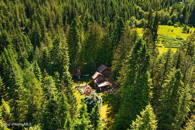 428 Bottle Brand Rd, Hope, ID 83836