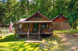 428 Bottle Brand Rd, Hope, ID 83836