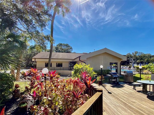 625 30TH AVENUE W G109, Bradenton, FL 34205