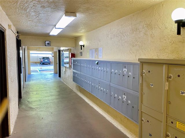 625 30TH AVENUE W G109, Bradenton, FL 34205