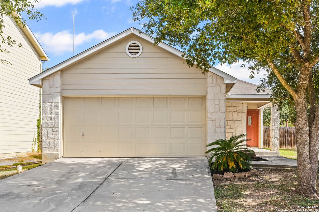 9703 Woodland Pines, San Antonio, TX 78254