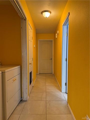 307 S Hawaii Street, Alton, TX 78573