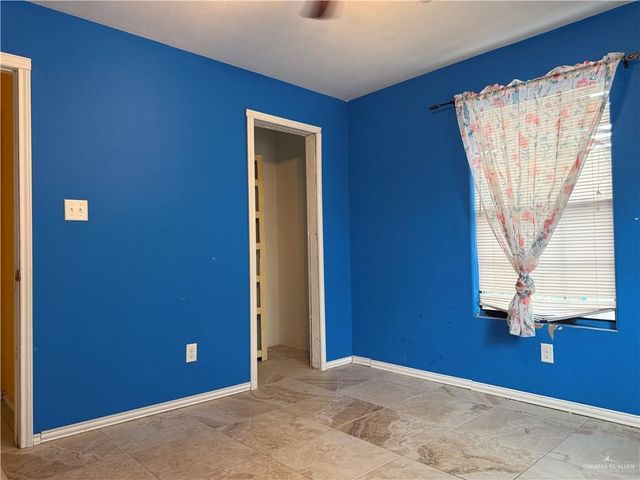 307 S Hawaii Street, Alton, TX 78573