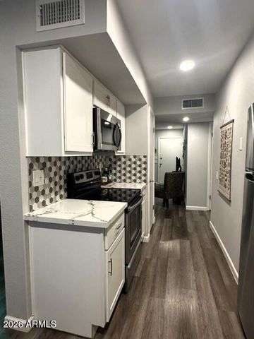 18621 N 104TH Drive, Sun City, AZ 85373