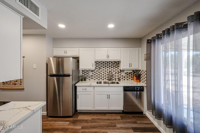 18621 N 104TH Drive, Sun City, AZ 85373