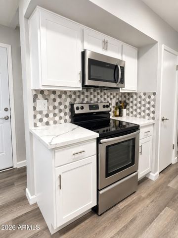 18621 N 104TH Drive, Sun City, AZ 85373