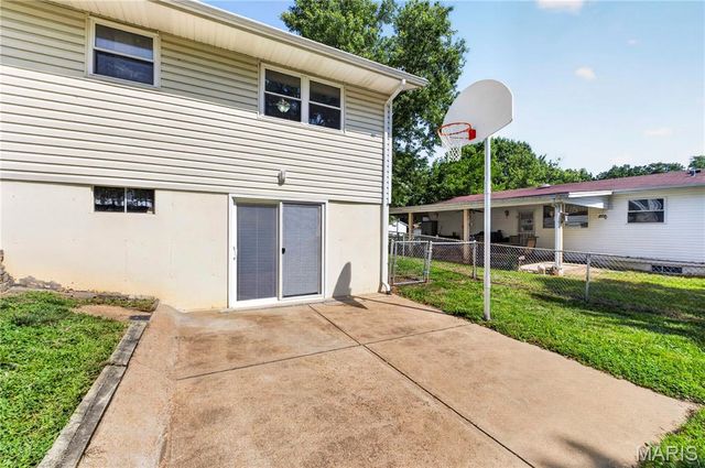 1818 San Pedro, Unincorporated, MO 63026
