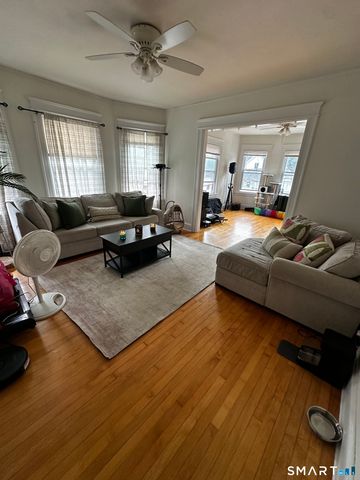 27 East 9th Street 2, Derby, CT 06418