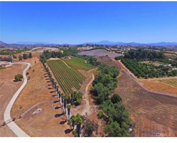 39850 Kapalua Way, Temecula, CA 92592