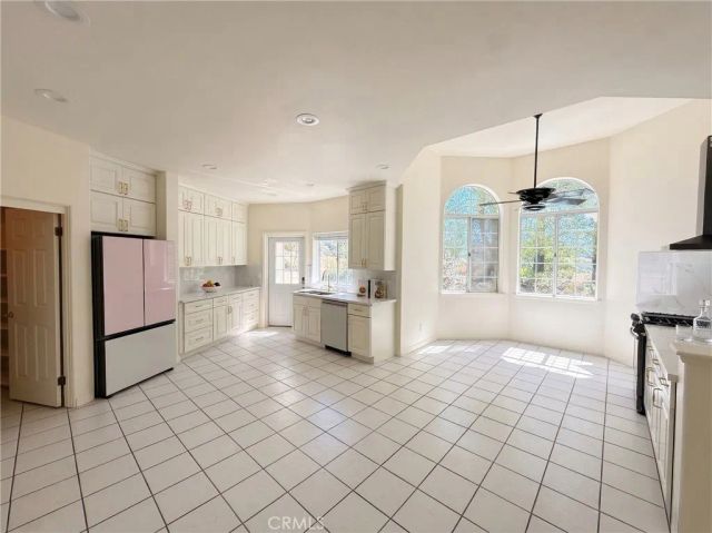 39850 Kapalua Way, Temecula, CA 92592