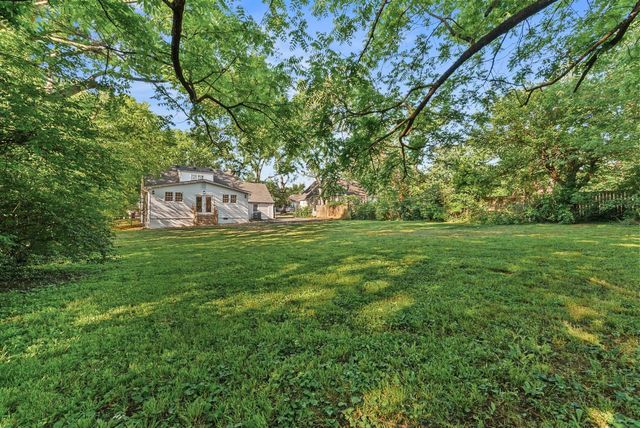1107 Riverwood Dr, Nashville, TN 37216